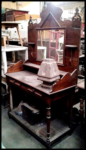 I.1968 MUEBLE PARA VANITORIO