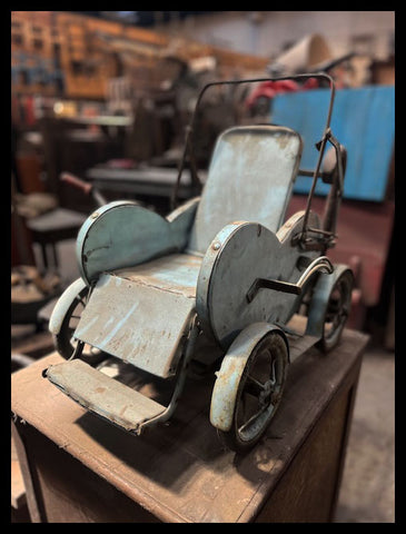 II.3424 COCHECITO CELESTE