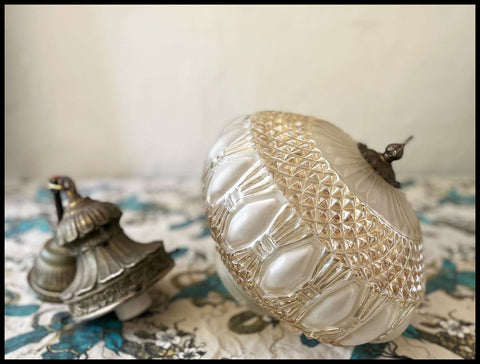 II.3673 LÁMPARA DE CIELO DE VIDRIO