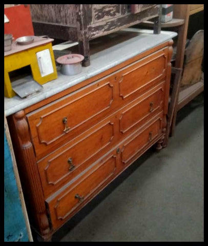 I.1970 CÓMODA CUBIERTA MÁRMOL BLANCO