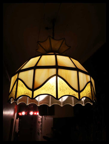 II.2499	LÁMPARA VITRAL OPALINA