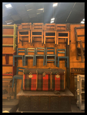 I.3789 SILLAS DE NIÑO