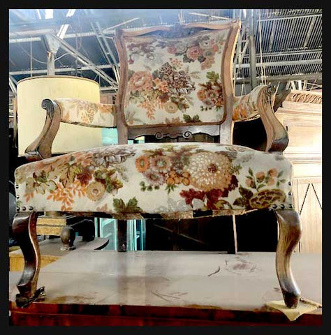 I.1445 SILLÓN VICTORIANO DE CAOBA