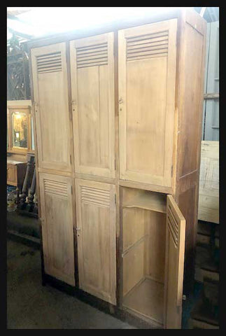 I.1447 ANTIGUOS LOCKERS DE MADERA DE SALITRERAS