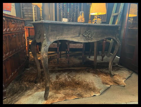 I.3946 ARRIMO PATAS CABRIOLÉ