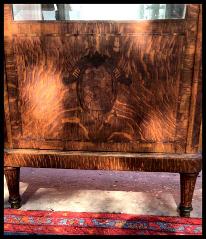 I.1986	VITRINA CRISTALES BISELADOS ORIGINALES