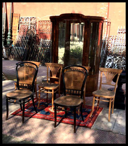 I.1987	PAR DE SILLAS VIENA NEGRAS