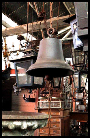 II.2526	CAMPANA FIERRO