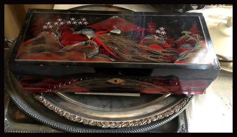 II.2273 JOYERO MUSICAL JAPONÉS