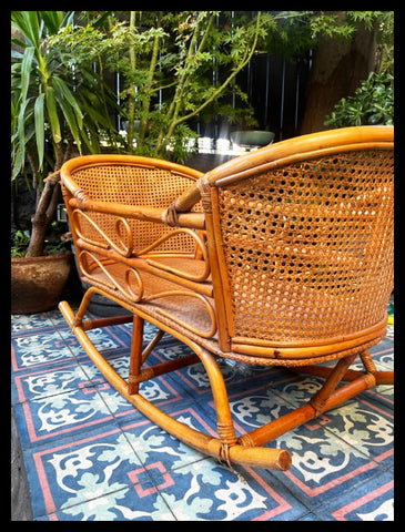 I.4272 MOISÉS DE JUNCO Y BAMBÚ