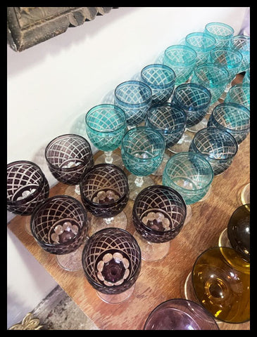 II.3679 COPAS YUNGAY DE COLORES