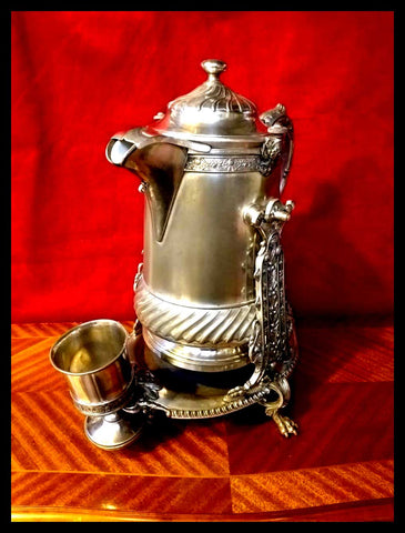 II.2566	CHOCOLATERA ANTIGUA CON CERÁMICA ADENTRO