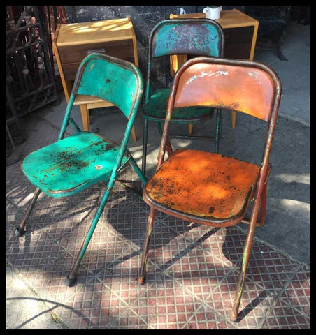 I.2016	TRÍO DE SILLAS DE FIERRO