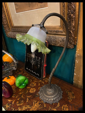 II.3430 LÁMPARA DE MESA