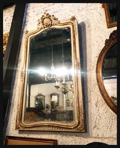 II.2149 ESPEJO MARCO BLANCO Y DORADO