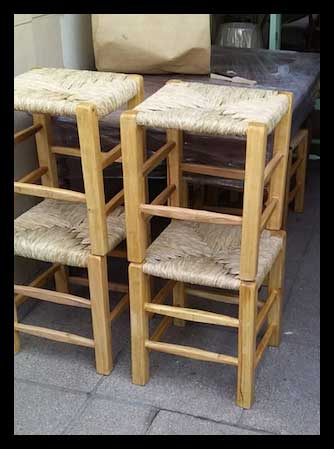 I.2027	PISOS DE MADERA Y PAJA