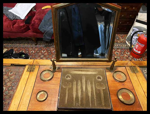 I.2031	MUEBLE TOCADOR