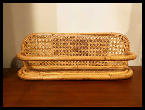 II.2650. REPISA DE JUNCO Y MADERA