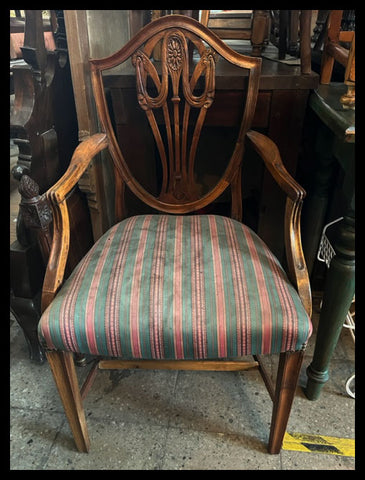 I.3962 PAR DE SITIALES MADERA