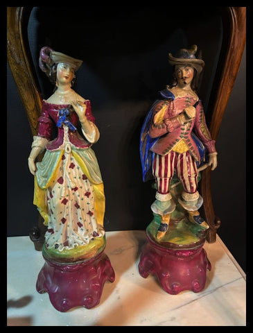 II.3434 FIGURAS DE PORCELANA