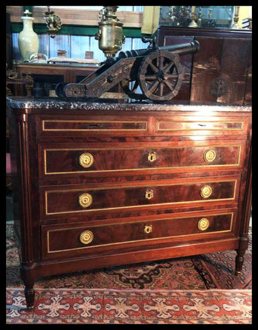 I.2058 CÓMODA DE CAOBA MÁRMOL NEGRO