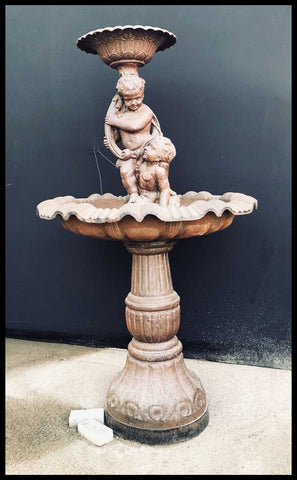 II.2661 PILETA DE AGUA