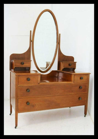 I.2072 TOCADOR DE CAOBA DE FINES DE 1900