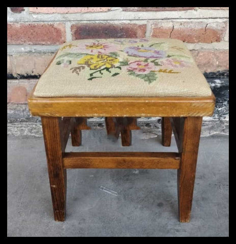 I.2077 PISO CON FLORES