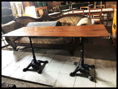 I.2081 ARRIMO CON PATAS DE FIERRO