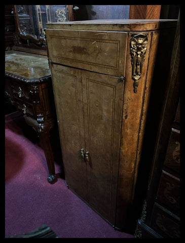 I.3804 BAR FRANCÉS LUIS FELIPE