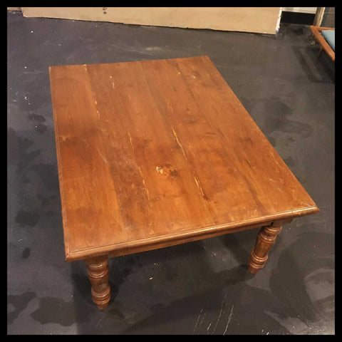 I.2108 MESA DE CENTRO DE MADERA