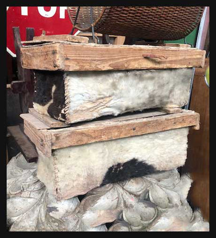 II.1977 CAJAS DE CARGA DE ARRIEROS