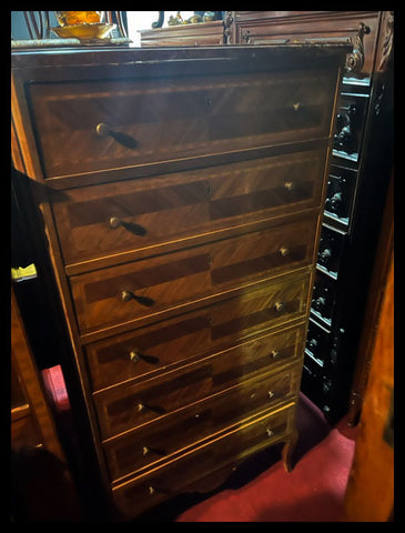 I.3808 CÓMODA ALTA CON MÁRMOL