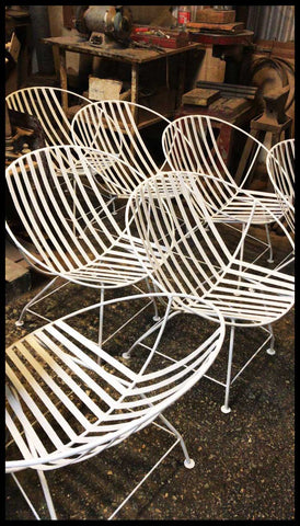 I.2135 HUEVITOS DE FIERRO