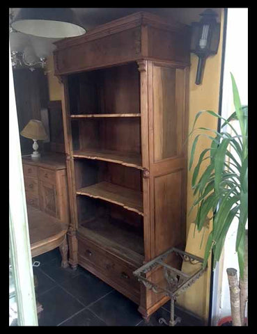 I.805 MUEBLE REPISERO DE LINGUE