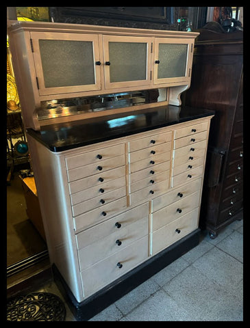 I.3970 MUEBLE DE DENTISTA