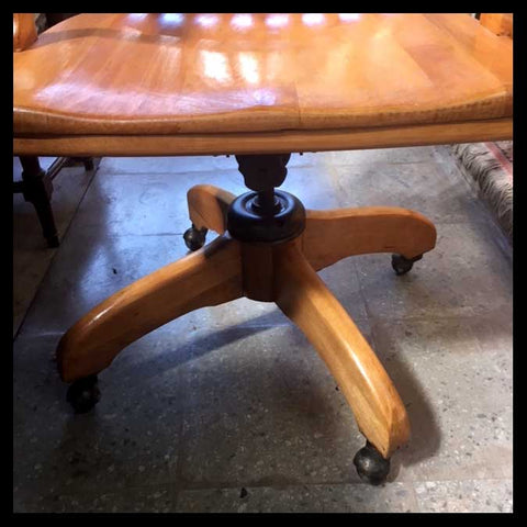 I.816 SILLA GIRATORIA