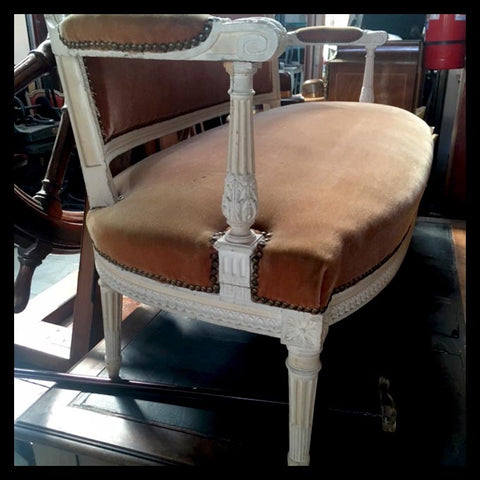 I.822 BANCA FRANCESA CON FELPA NARANJA