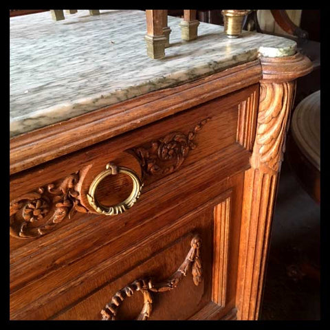 I.873 CÓMODA TALLADA FRANCESA