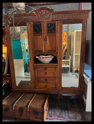 post-muebles-tallados