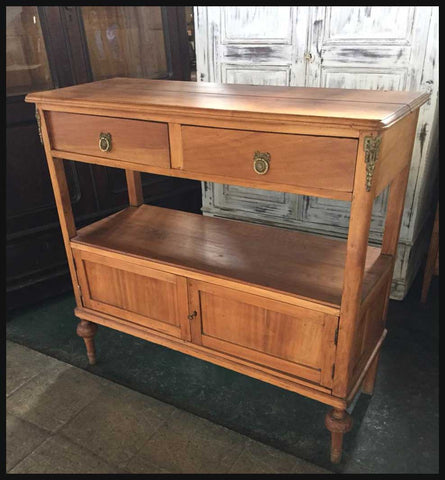 I.1518 MUEBLE ARRIMO