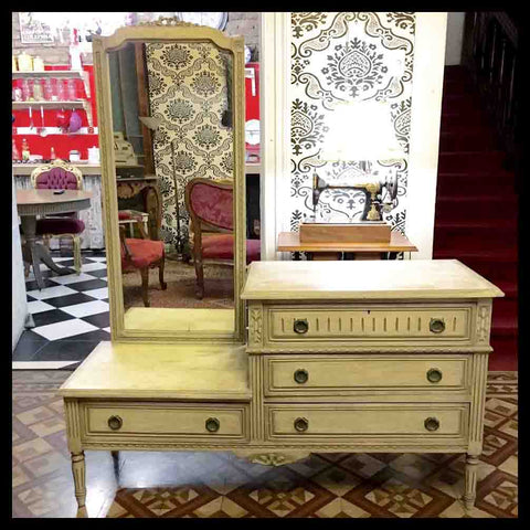 I.907 PEINADOR LUIS XV CON CÓMODA INCORPORADA