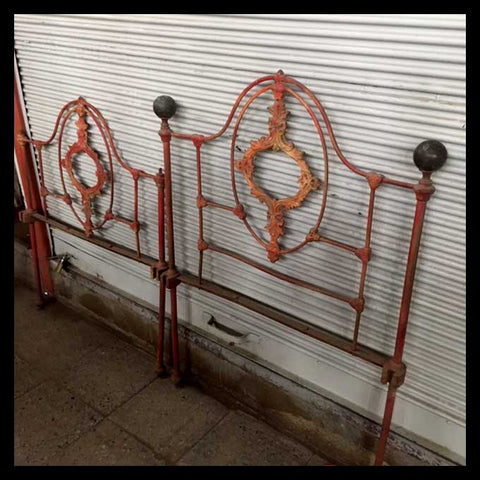 I.910 CAMA DE FIERRO ROJA