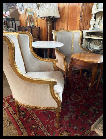 I.2189  PAR DE BERGERES DORADOS