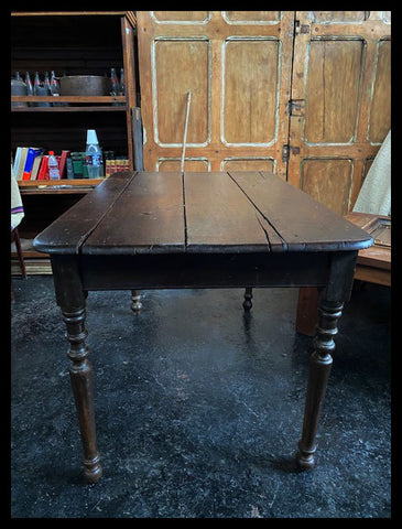 I.2201  MESA CHILENA