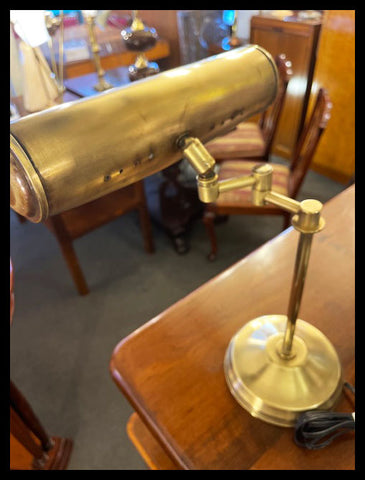 II.3444 LÁMPARA DE BRONCE