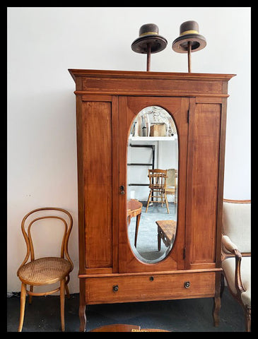 I.2205 ROPERO DE LINGUE