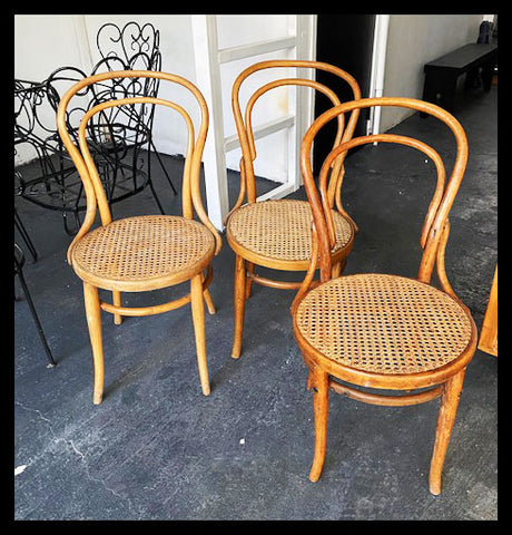 I.2213   SILLAS VIENA