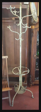 II.1968 PERCHERO DE FIERRO