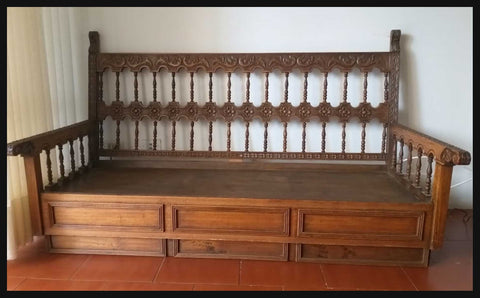 I.1547 JUEGO DE MADERA